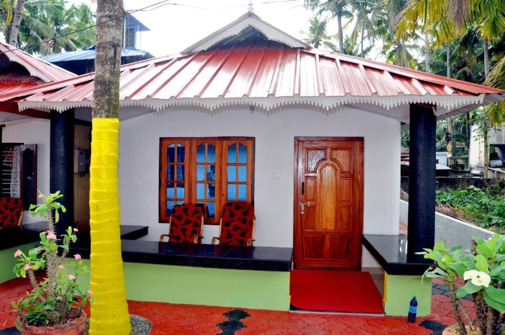 Keratheeram Beach Resort Varkala Bagian luar foto
