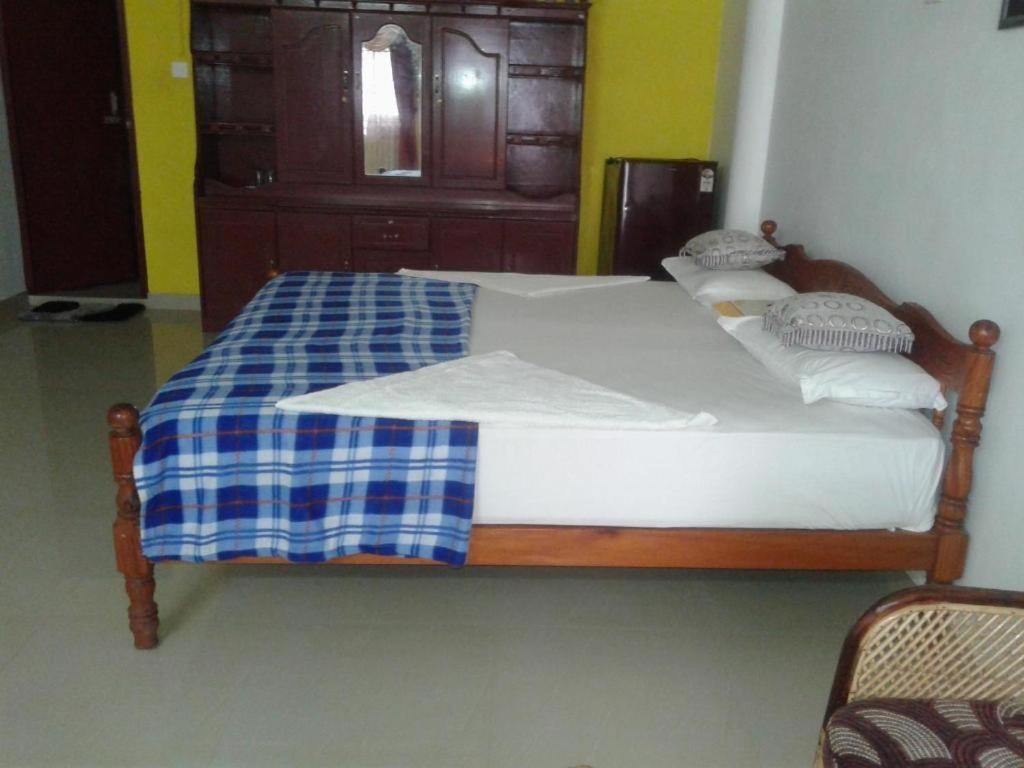 Keratheeram Beach Resort Varkala Bagian luar foto