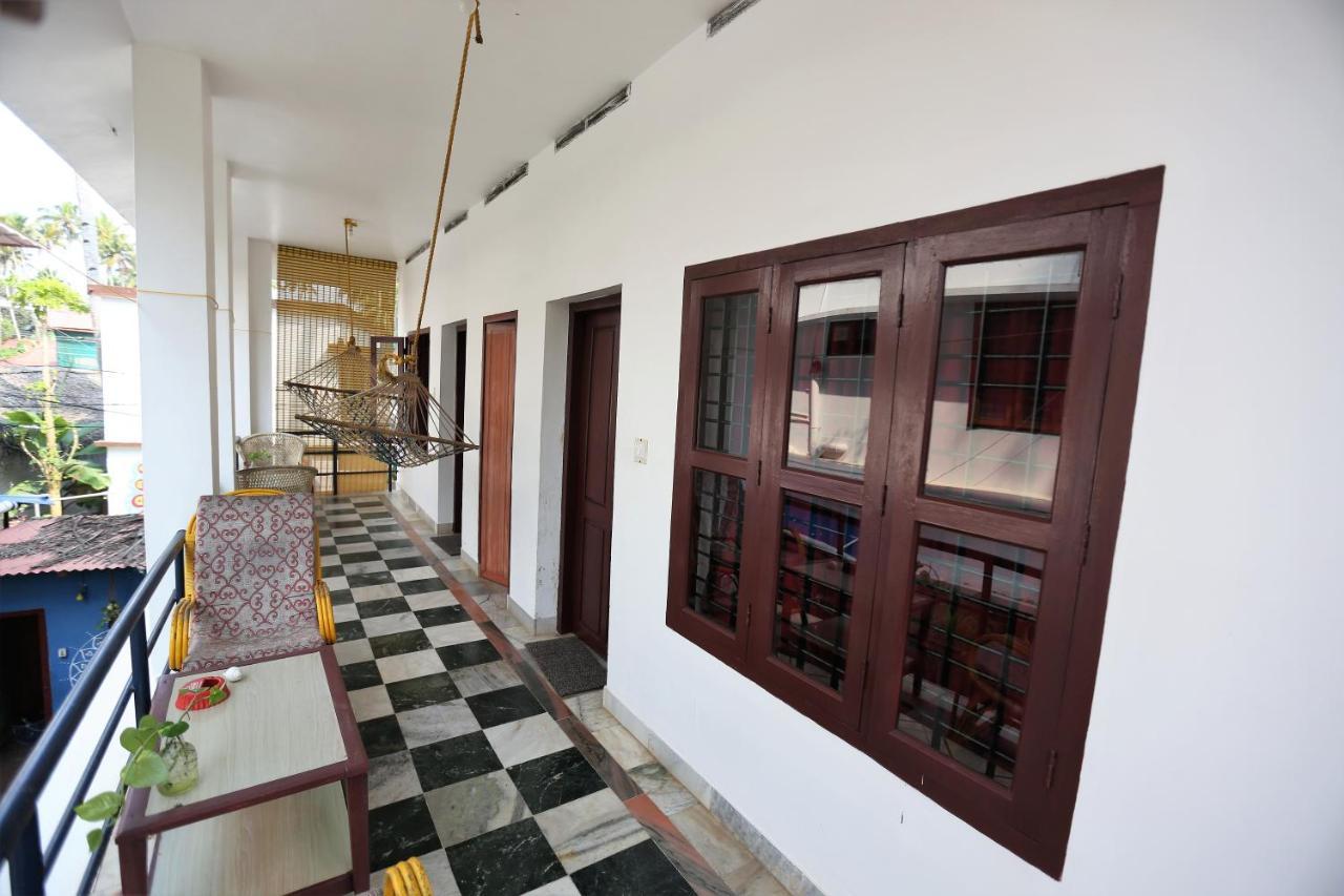 Keratheeram Beach Resort Varkala Bagian luar foto